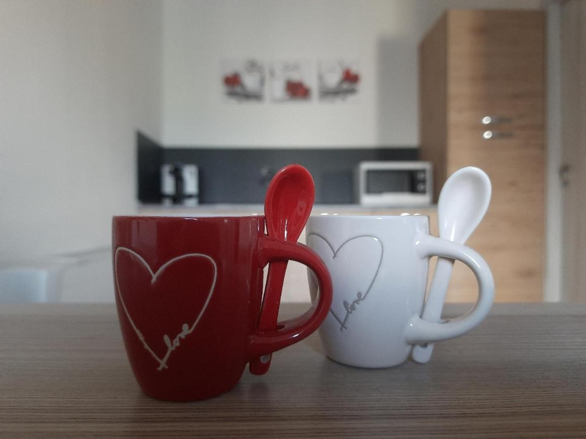 La Rondine Apartment Roccasparvera Bagian luar foto